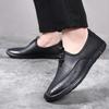 Модные мужские лоферы из натуральной кожи, дышащие, 2024 весна-осень, новая модная повседневная обувь для вождения для мужчин, однотонные туфли