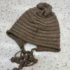Легкий кислородный holiday wind вязаная шапка женская осенняя и зимняя теплая вязаная шапка задний разрез эластичный ремешок баотуо шапка модный