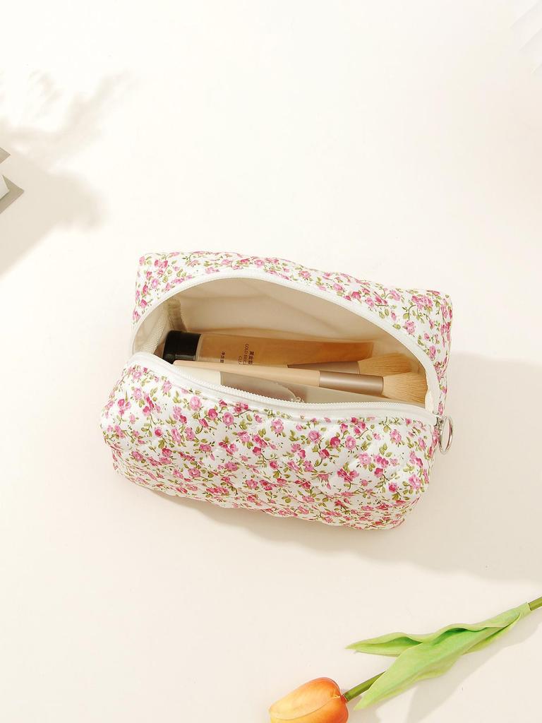Стеганая хлопковая косметичка Berg Floral - маленькая, с милым цветочным дизайном для хранения в дороге