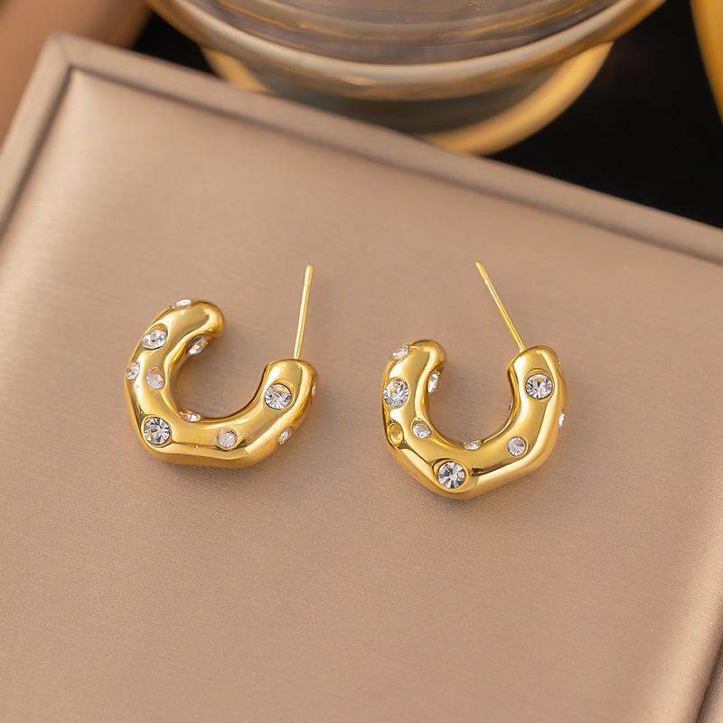 Elegant Retro Stainless Steel Earrings with Exaggerated Design for Women