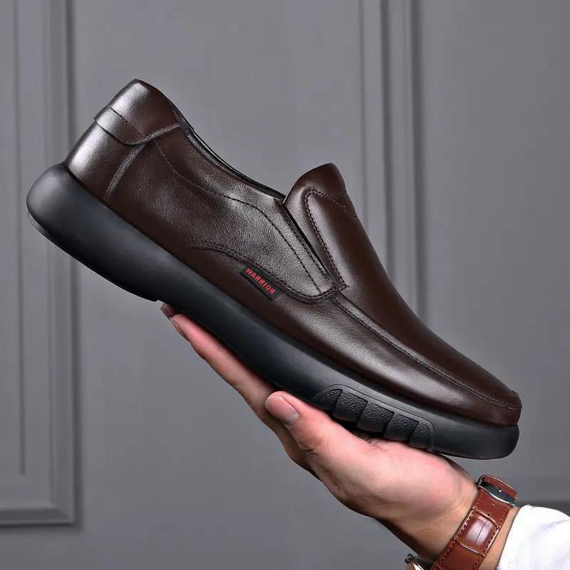 Fashion New Men's Leather Shoes Comfortable Casual Shoes Leather Shoes Business Driving Soft Leather Black Driving Designer Shoes Men