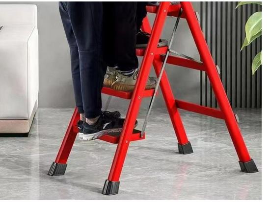 Portable Multi-Functional Four-Step Folding Step Ladder for Indoor Use