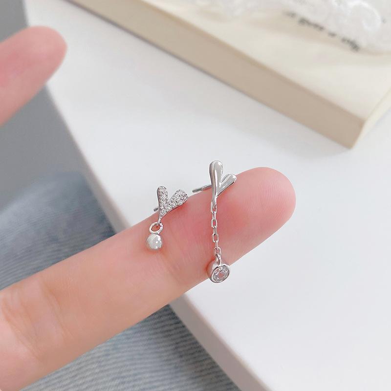 Асимметричные серьги Love Design Почувствуйте свежесть, сладость и холодный стиль Литературные серьги