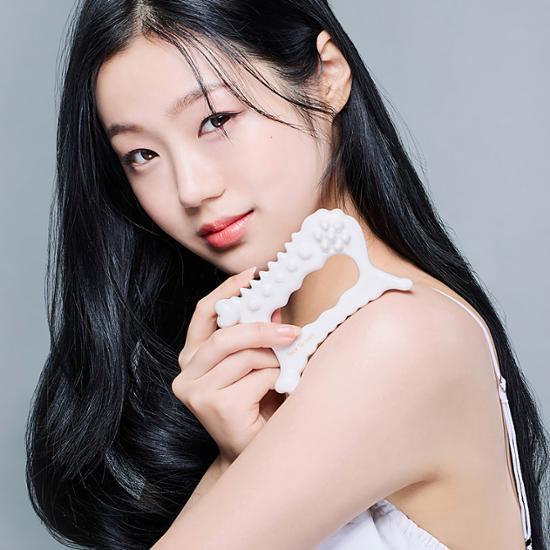 Choose 1 Out of 2 Types of Face Factory Gua Sha