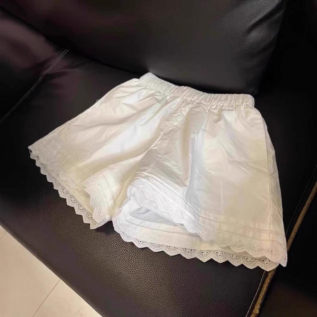 Женские белые шорты А-силуэта с кружевной отделкой - Летние свободные, универсальные, повседневные брюки с широкими штанинами