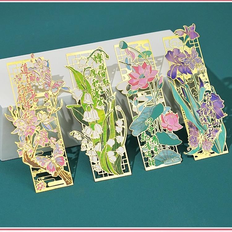 Традиционная китайская латунная закладка с кисточкой Элегантный металлический маркер для страниц с лазерной резкой Древний стиль Пейзаж Аксессуары для чтения