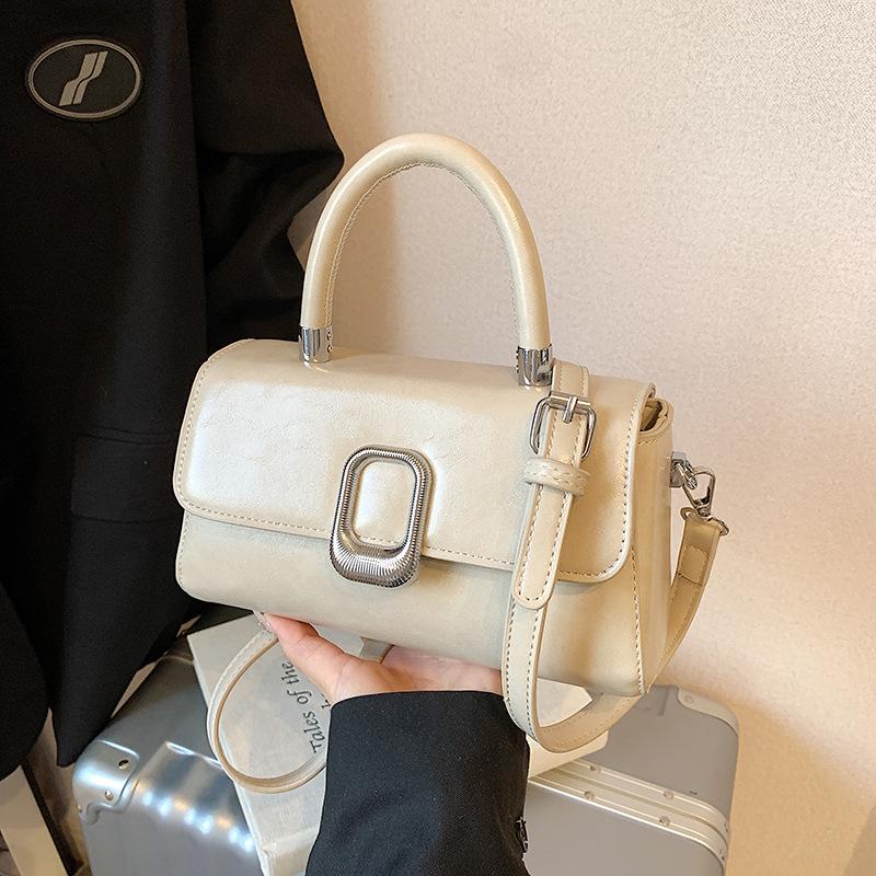 Высококачественная нишевая дизайнерская сумка женская 2025 новая весна-лето универсальная модная сумка через плечо мессенджер портативная маленькая квадратная сумка