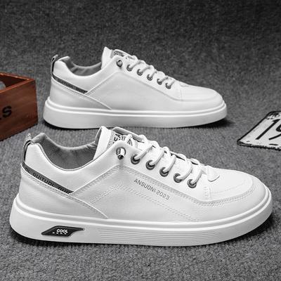 Модная спортивная обувь на доске мужская маленькая белая трендовая обувь Весенне-осенняя мужская обувь 2025 новая мужская повседневная кожаная обувь