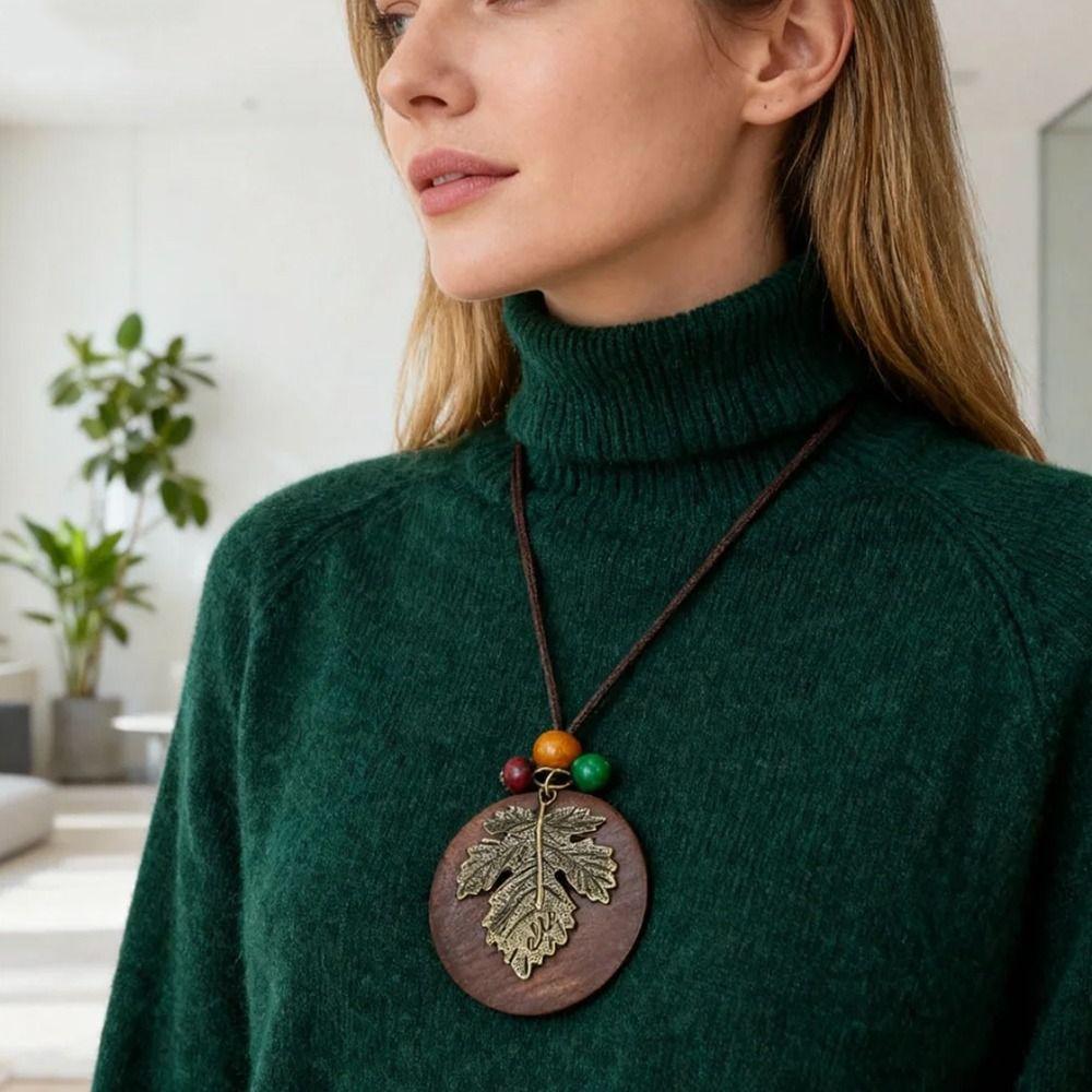 Свитерная цепочка с полыми листьями Кожаная цепочка Ожерелье-цепочка для свитера Деревянное подвесное ожерелье для женщин и мужчин