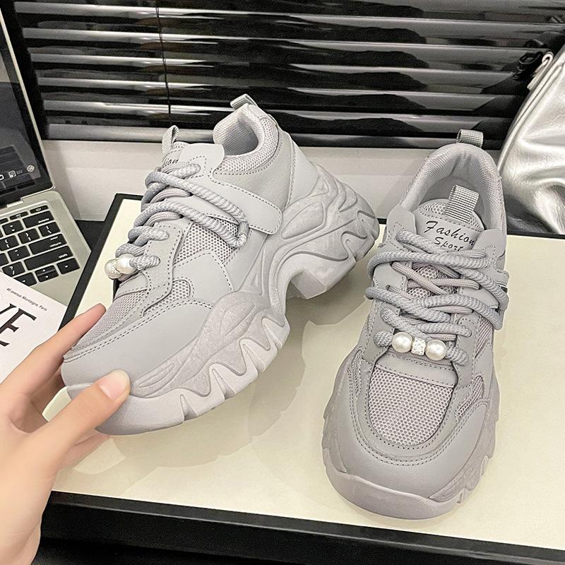 Маленькие кроссовки на платформе, увеличивающие рост, женские весенне-осенние, новые, легкие сетчатые, студенческие повседневные туфли