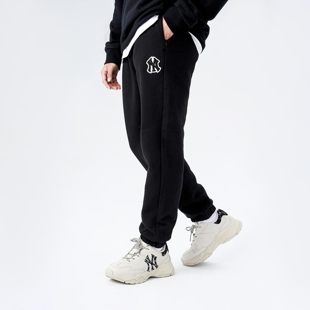 MLB New York Yankees Knitted Sweatpants Unisex Black Moderate Cuffed Pants 3APT00216-50BKS