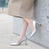 Знаменитые одинарные туфли женские летние новые неглубокие на толстом каблуке женские туфли высококлассный темперамент универсальные туфли на среднем каблуке