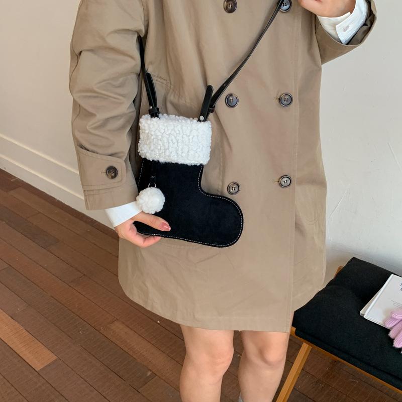 Portable Simple Style Suede Crossbody Bag Fluffy Lightweight Lamb Shoulder Bag Travel Christmas Sock Bag Women CLE