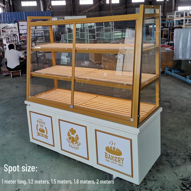 В наличии кондитерская витрина: Остров из массива дерева и кованого железа с ящиками для хлеба, выпечки и жареных продуктов