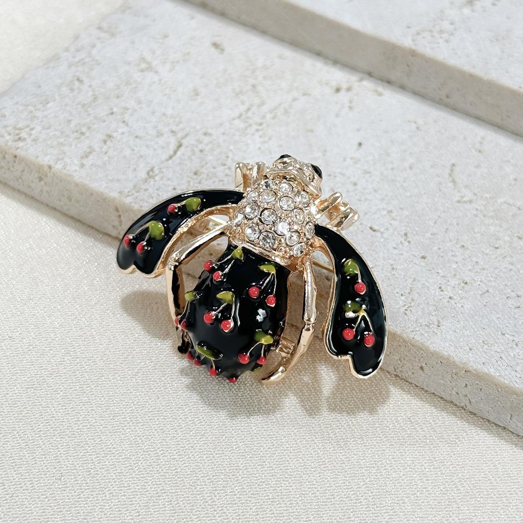 Анти-свет капает масло маленькая брошь воротник булавка горный хрусталь живопись глазурь любовь графика маленькая пчела, маленький темперамент