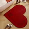 Красный водопоглощающий коврик из диатомовой грязи в форме сердца, праздничный коврик для ног в туалете, противоскользящий коврик для ванной комнаты в новом доме
