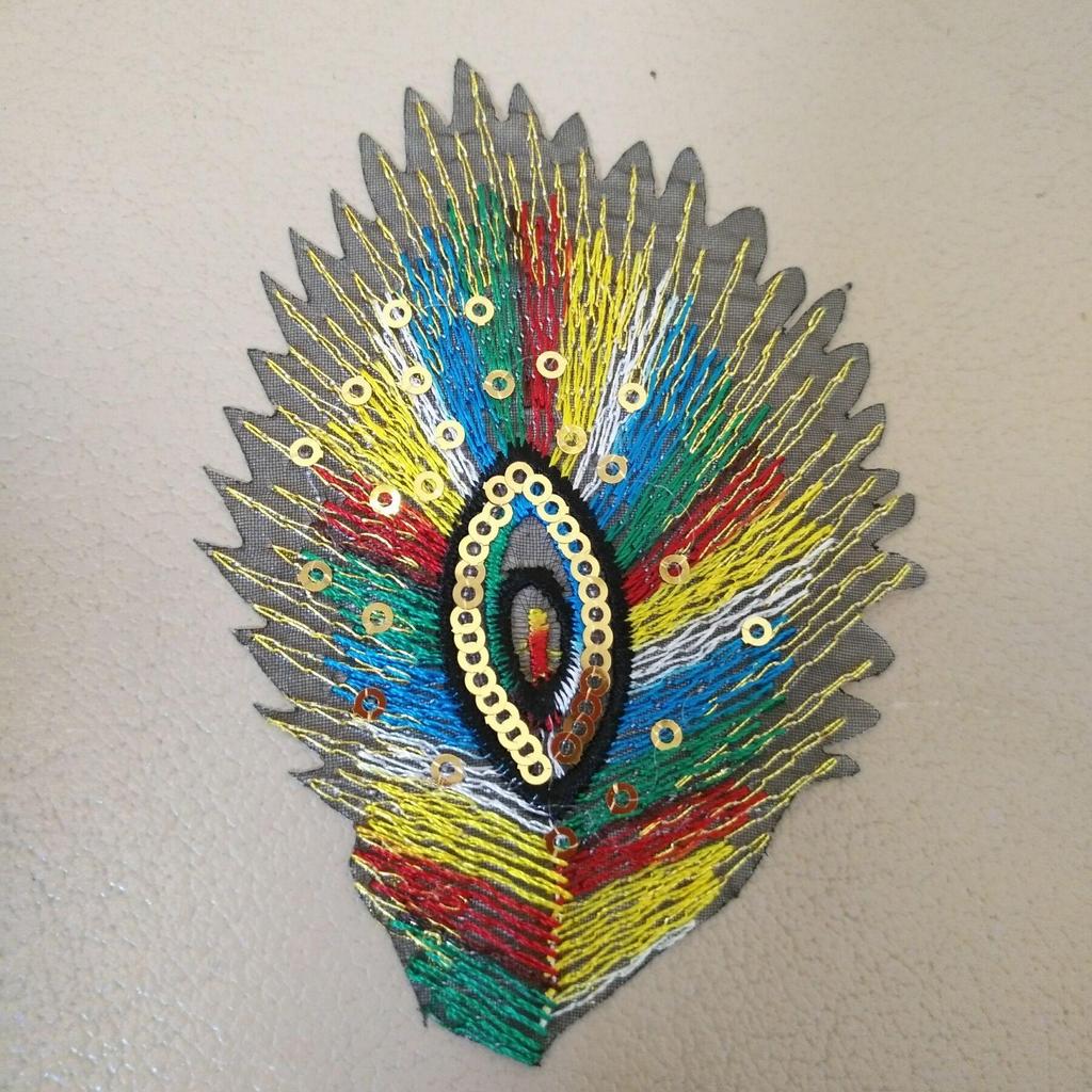 Патч с вышивкой пайетками в виде павлиньего пера для подола танцевального костюма - Самоклеящееся модное украшение.