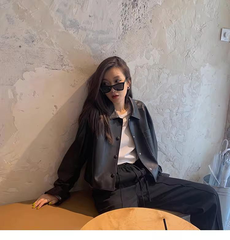 Trendy Women's Hong Kong-Style PU Leather Motorcycle Jacket - Chic, Versatile Outerwear for Spring, Autumn, Winter.