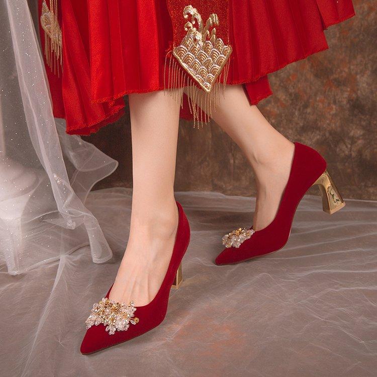Wedding Shoes Women's Pointed Wedding Bride Shoes 2024 New Chinese Thick Heel Single Shoes Xiuhe Rhinestone Red High Heels