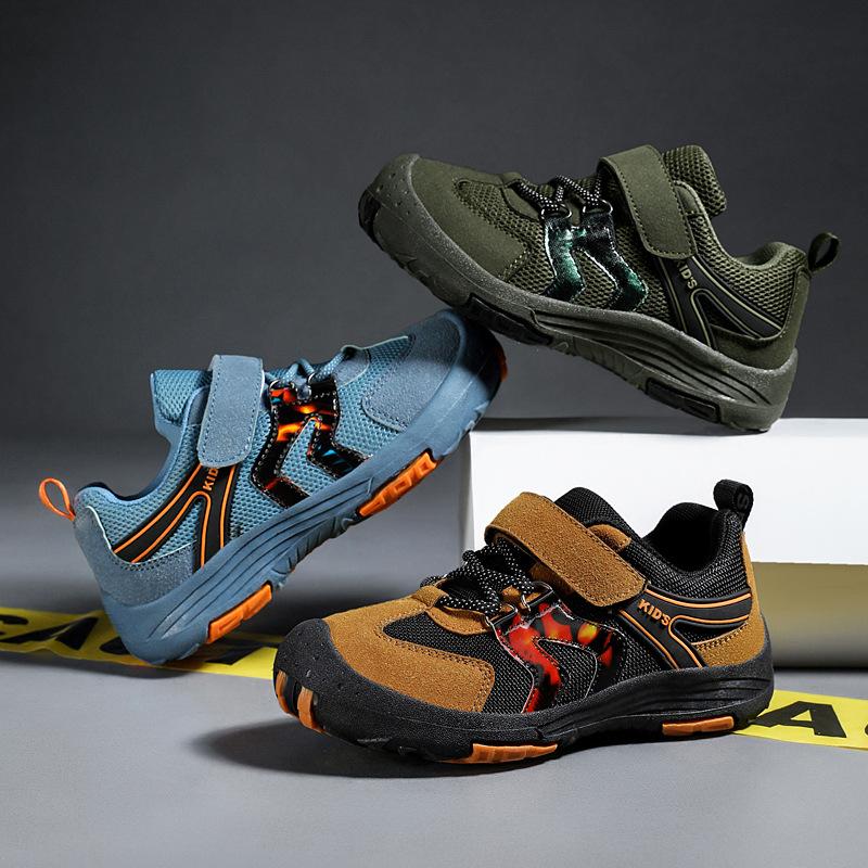 Одноклассники Весна и Осень 2025 Новая Детская Уличная Спортивная Обувь Износостойкая и Нескользящая Обувь для Альпинизма Сетка для Детей Среднего и Старшего Возраста