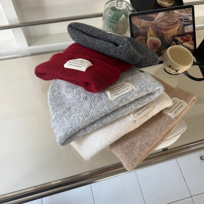 Корейская нишевая шапка-бини в стиле пэчворк однотонной расцветки: Теплая, Защищающая от холода, Осенне-зимняя, Стильная, Унисекс повязка на голову для более стройного вида лица.