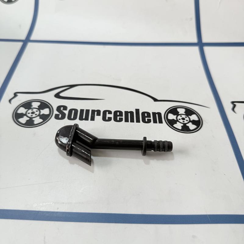 A2710181030 Engine Camshaft Carrier Oil Drain Pipe For Mercedes Benz M271 OEM 2710181030