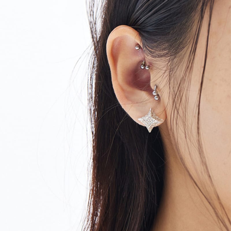 NIMBUS SUPER SHINE STAR SINGLE EARRINGS (L)