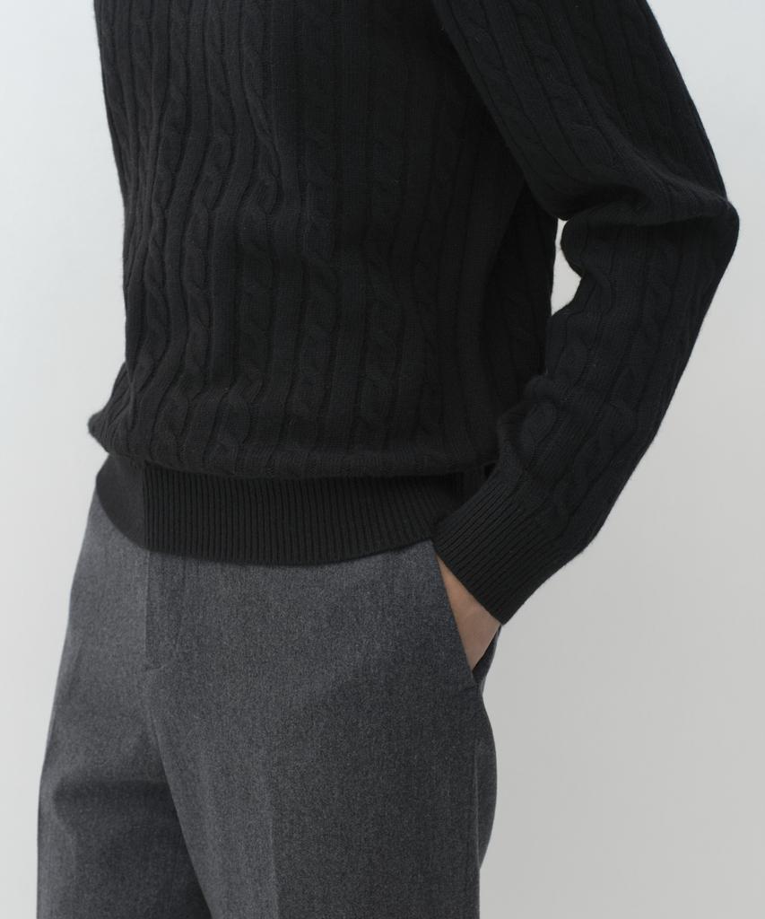 MUSINSA STANDARD [Victoria Wool] Cable Crew Neck Knit [Black]