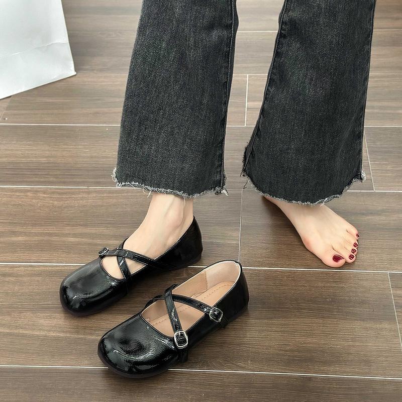 Silver Single Shoes Spring and Summer New Light Mouth Round Head Versatile Retro Shoes Mary Jane Shoes French Flat Shoes Women