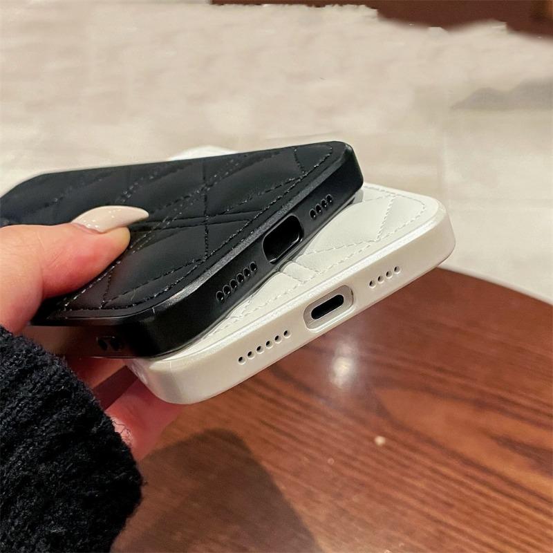 Чехол для телефона с покрытием из PU-кожи с клетчатым рисунком для iPhone 16 Plus и Pro Max