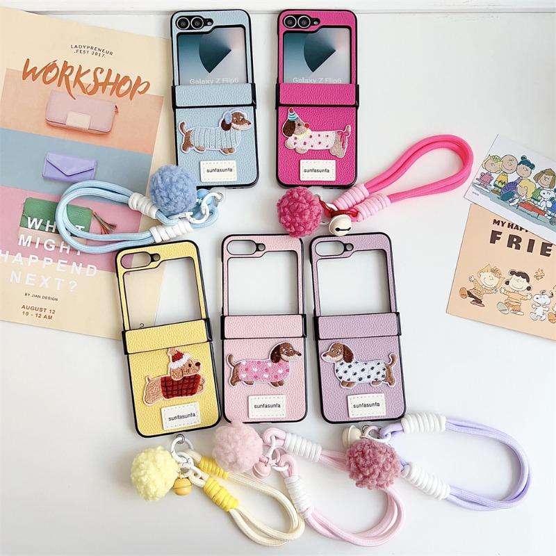 Мультяшный чехол из искусственной кожи для телефона Samsung Galaxy Z Flip 6 5 4 3 Flip6 Flip5 Flip4 Flip3 5G с ремешком на запястье и защитной крышкой шарнира