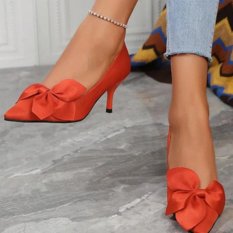 Модная женская обувь 2024 года, модные женские туфли на высоком каблуке с цветочным принтом, горячая распродажа, офисные и карьерные туфли высокого качества больших размеров, сплошные каблуки для женщин