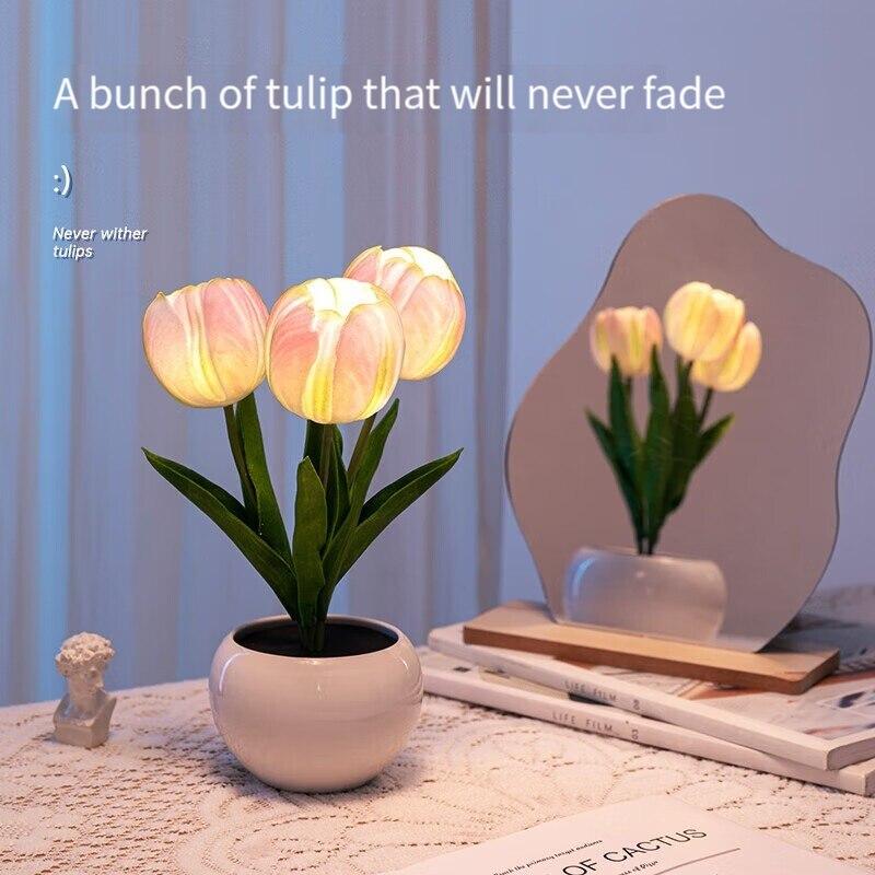 Tulip Table Lamp LED Bedside Lamp Simulation Flower Bouquet Bedroom Bedside Romantic Atmosphere Birthday Gifts Home Decor Lights