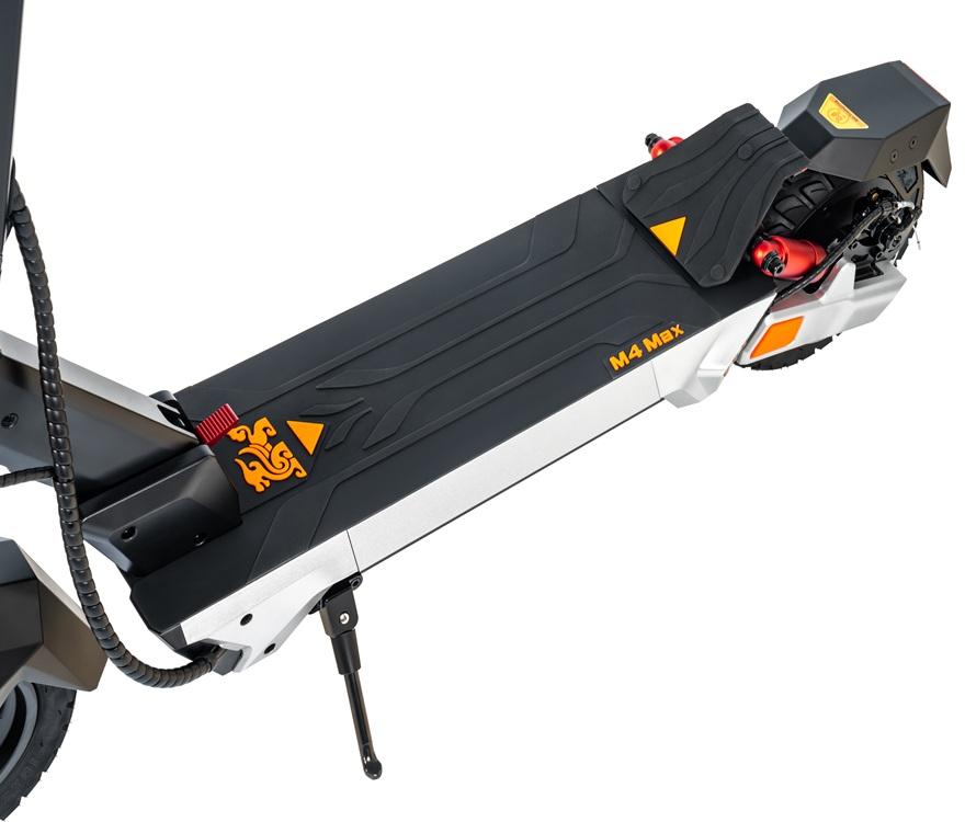 KuKirin M4 Max foldbar elektrisk scooter 800W, 48V 18,2Ah batteri, tophastighed 45 km/t, 10 tommer dæk, støddæmper for og bag