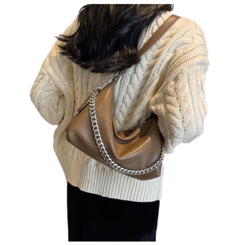 Large Capacity Bag for Women  New Retro Niche Design Single Shoulder Crossbody Bag Chain Women Dumpling Bag