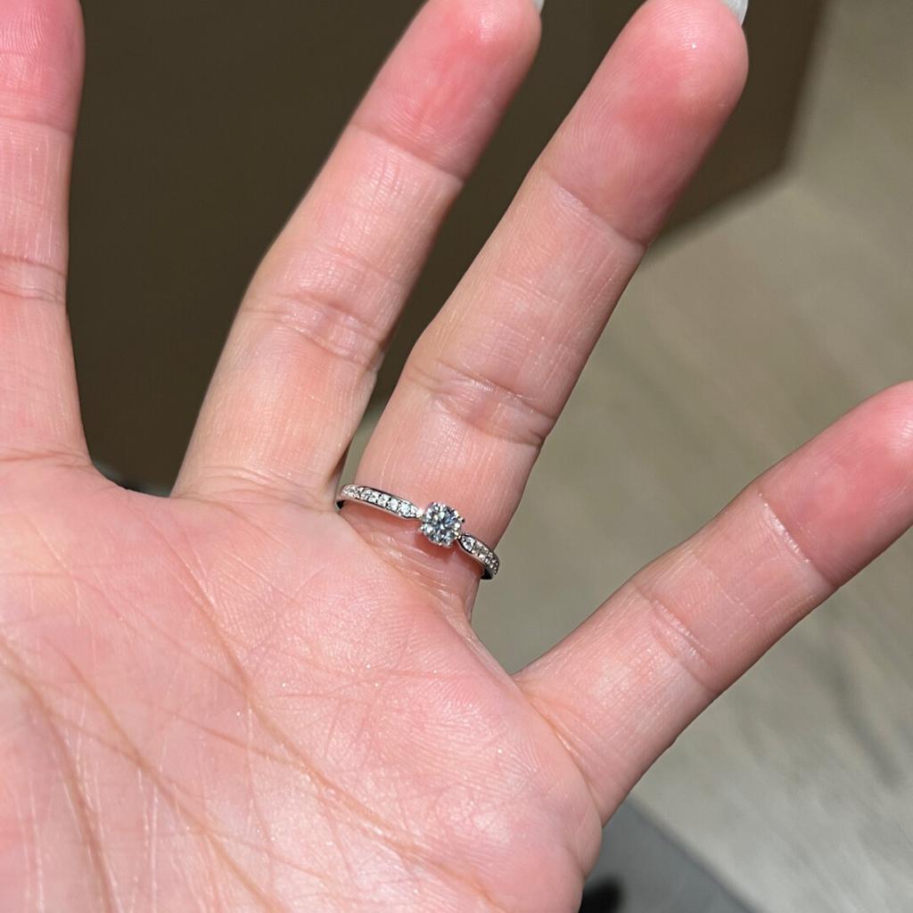 Кольцо с инициалом в стиле легкой роскоши, микроинкрустация, ощущение высокого класса, 100% сочетаемость, регулируемое, модное, элегантное женское кольцо на палец