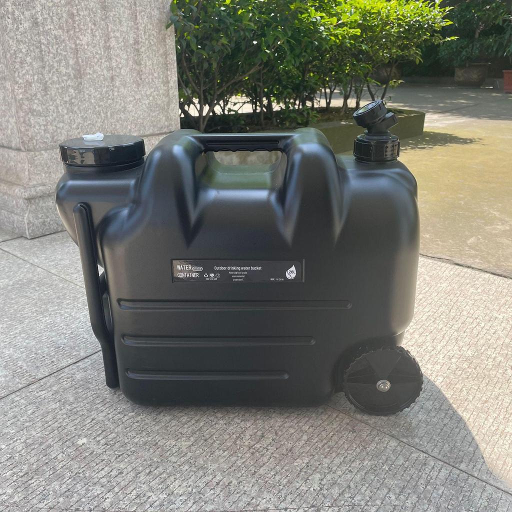 Portable Wheeled Water Tank with Faucet for Camping