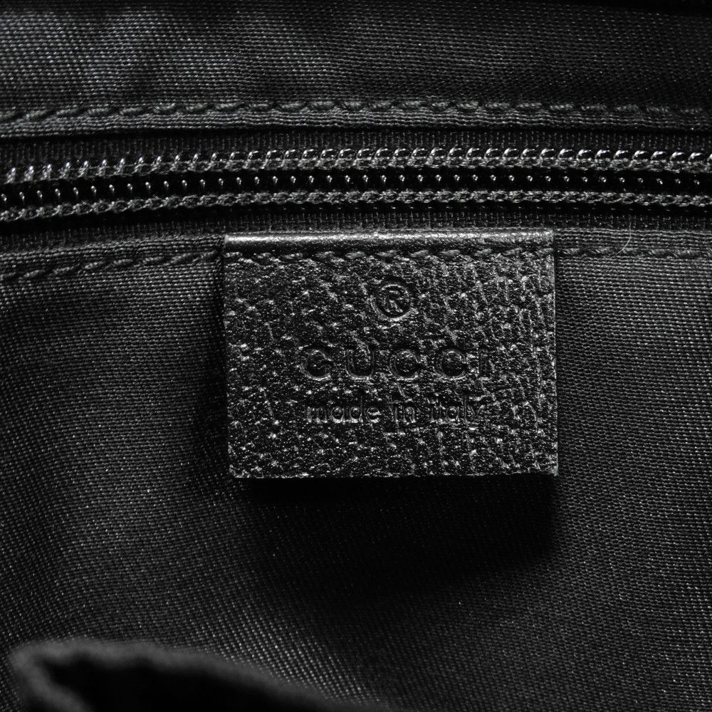 Used GG Canvas Messenger Bag 9539 256100 7921 Calfskin Crossbody with Embossed Logo, Black Men's from Japan AUTHENTIC