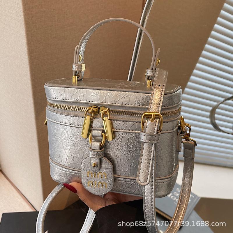 Fashion Retro High-end Hand-held Bucket Bag Women's 2025 New Versatile Shoulder Bag Western-style Casual Crossbody Bag