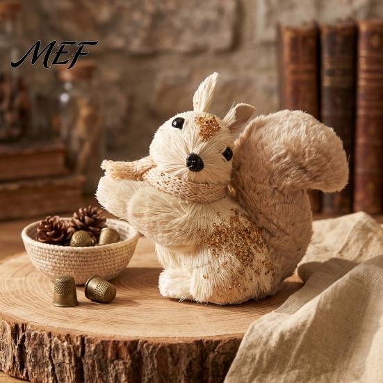 Natural Straw Craft for Holiday Handmade Deer/Squirrel Christmas Ornaments with Scarf, Retro Pastoral Style Stable Rustic Animal Figurines Table