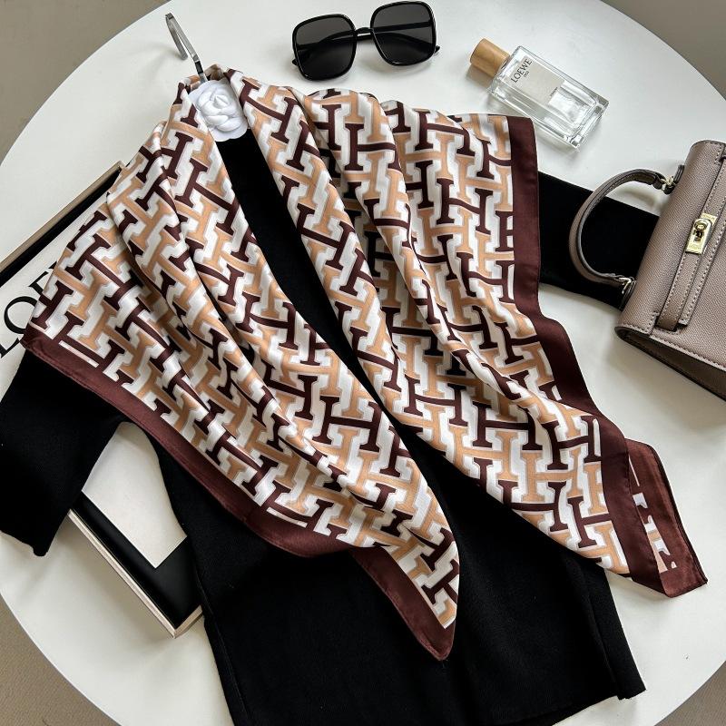 Печатный буквенный высококачественный искусственный шелк женский твил шелковый декоративный женский шелковый шарф
