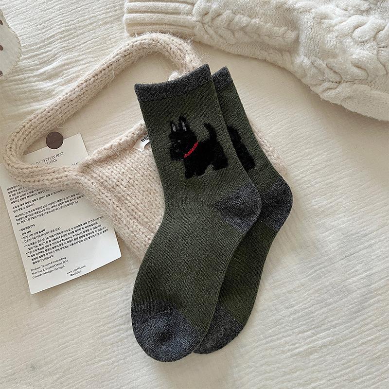 1/5pcs Women's Cartoon Animal Fur Socks Women Autumn and Winter Warm Thickened Pile Socks Color Matching Middle Tube Socks