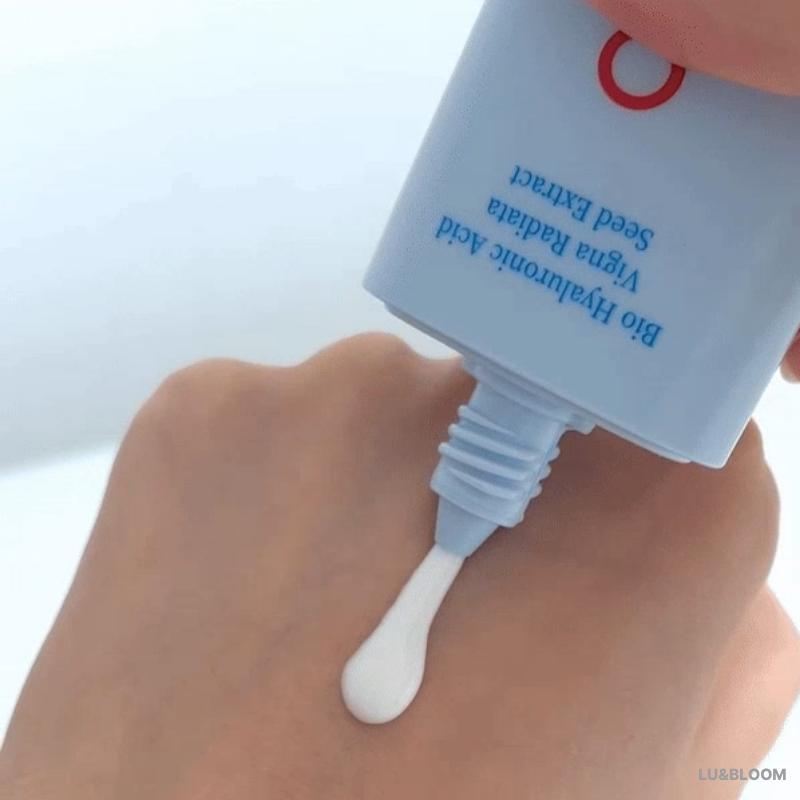 TOCOBO Bio Watery Sun Cream 50mL SPF50+ PA++++ (+Free gift)