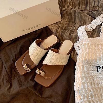 Женская обувь – Сандалии