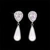 Huitan Свадебные серьги-капли с искусственным жемчугом Новые модные 2022 Женские серьги Роскошный цинковый сплав Цвет Кубический цирконий Элегантный циркон