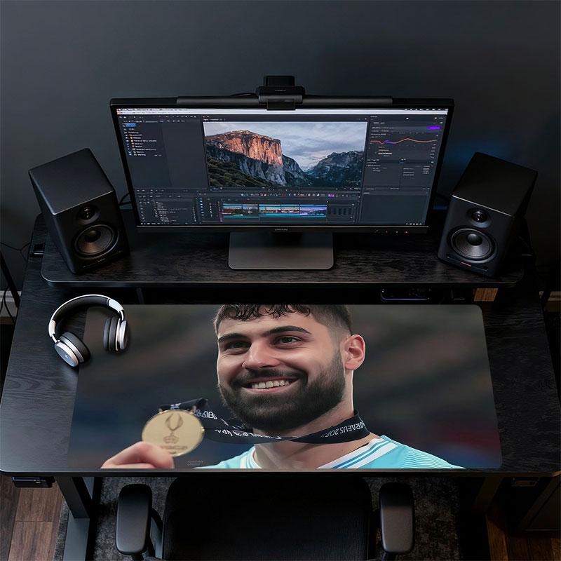 Josko Gvardiol Mouse Pad, Large Gaming Desk Mat, Non-slip XXL Mousepad for Laptop & Tablet, Mini PC Playmat with Stitched Edges