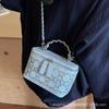 2025 New Exquisite Versatile Chain Box Bag Women's Fashion Niche Design High-end Single Shoulder Messenger Bag