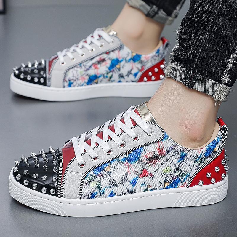 Spring 2025 New Street Personality Board Shoes Men's Shoes Trend Rivet Casual Shoes Fashion Spirit Guys Shoes