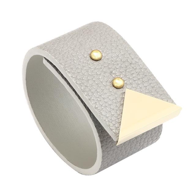 Новый женский браслет с подвесками, большой кожаный браслет для женщин, простой широкий браслет, разноцветный модный браслет, ювелирное изделие, подарок