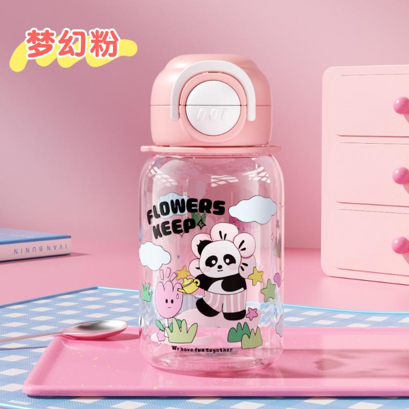 Children and students go to school with portable two-drink plastic cups